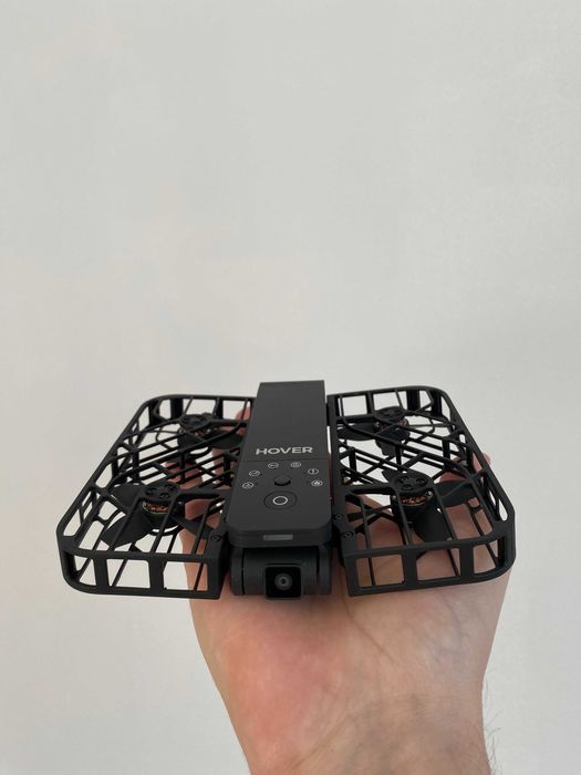 Dron HOVERAir X1