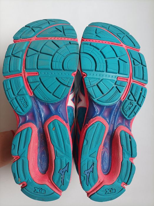 26cm 40 Mizuno 25,5cm buty do biegania