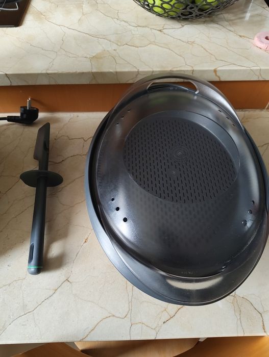 Bimby TM6 com Acessórios, Livro e Bolsa de Transporte