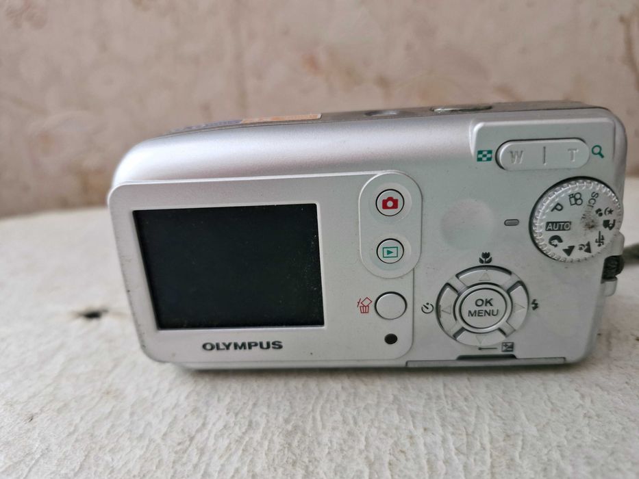 фотоапарат Оlympus  FE-120