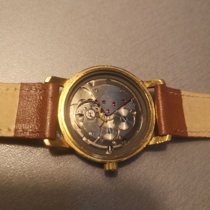 Zegarek mechaniczny Tourist