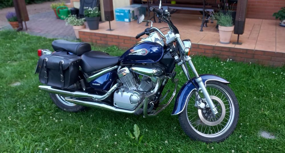Suzuki Intruder Sprzedam Suzuki Intruder VL125 stan bdobry.