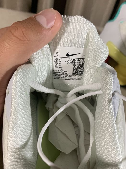 Nike shoxy       .