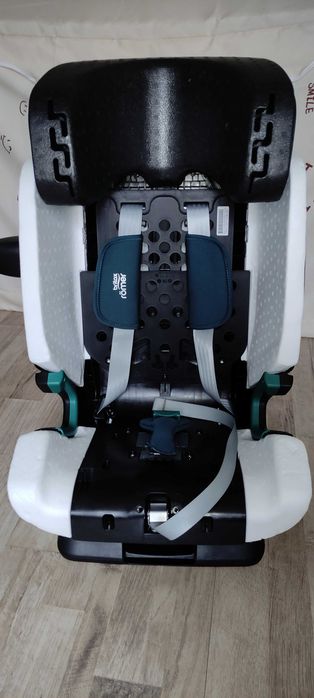 Автокрісло Britax Römer Advansafix Pro