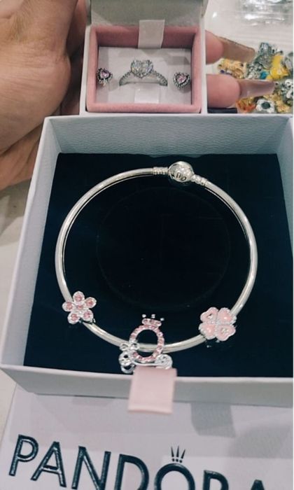 Vendo varias peças da pandora e svarosk
