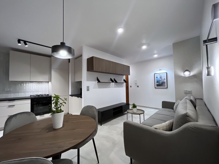 OKAZJA! 2 Pokojowe mieszkanie! Wrocławia, samo centrum!