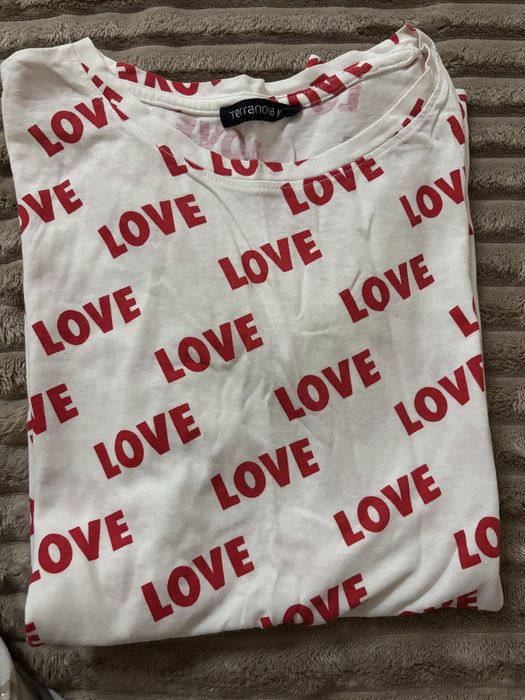 Футболки по 30 грн