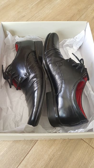 Buty młodzieżowe - dziecięce roz. 37