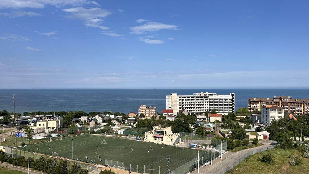 Продам 2 к квартиру з прямим видом на море. Вкл. Паркова