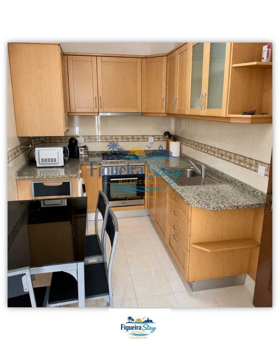 Apartamento T1 - Junto à Praia e Serviços
