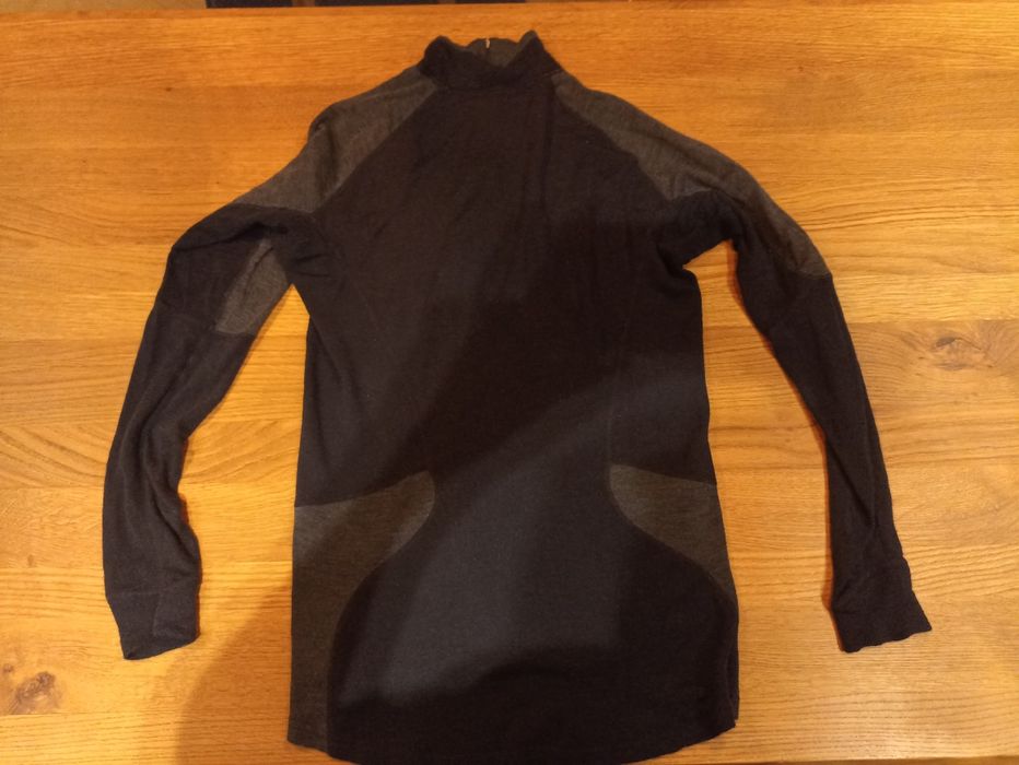 Granatowa bluza 100% merino ze stójka