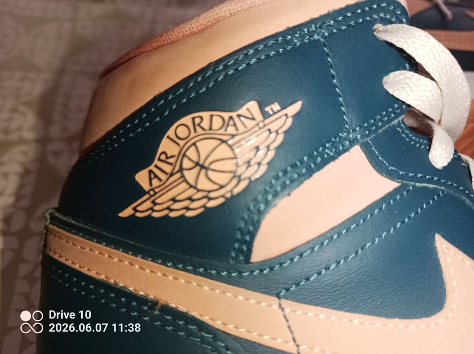 Buty Jordan 1 Mid Dark Teal