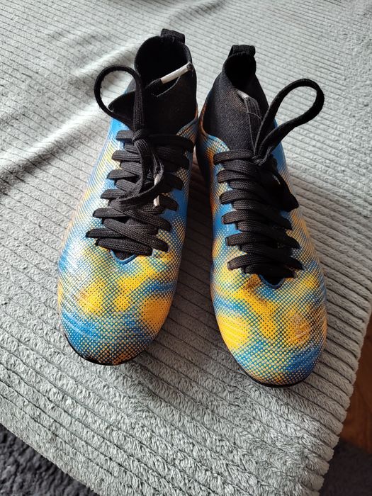 Korki piłkarskie huari 33