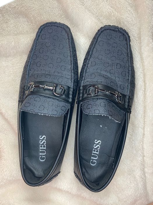 Воловіче взуття Guess