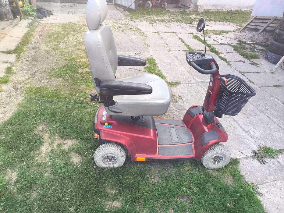 Wózek inwalidzki elektryczny