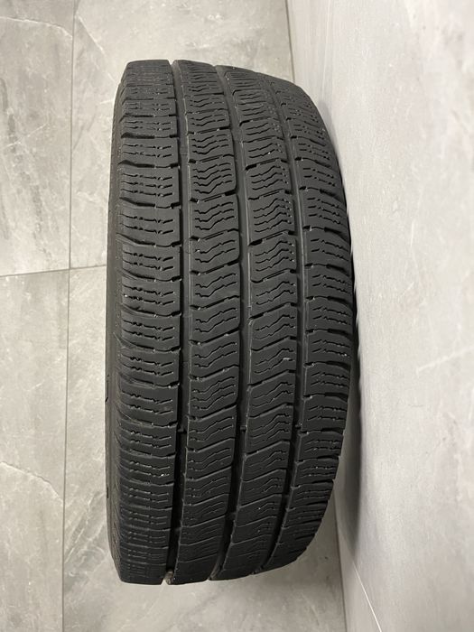 Opona 235/65 R17 Barum SNOVANIS 3