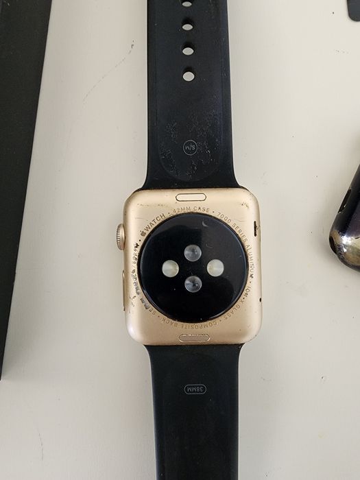 Iphone 13 pro Max de 128GB, bem estimado e conservado, vai com Apple Watch