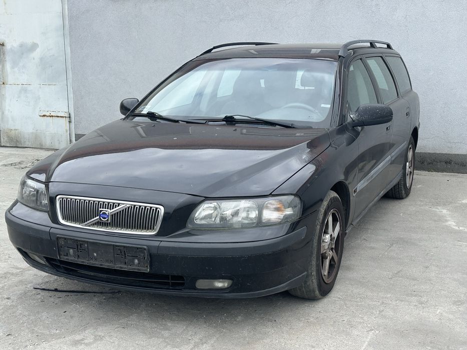 Volvo v70 2.4D 2002 w całości na czesci