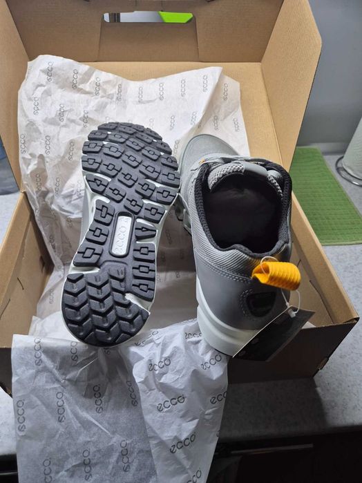 Продам Кросівки ECCO Multi-Vent