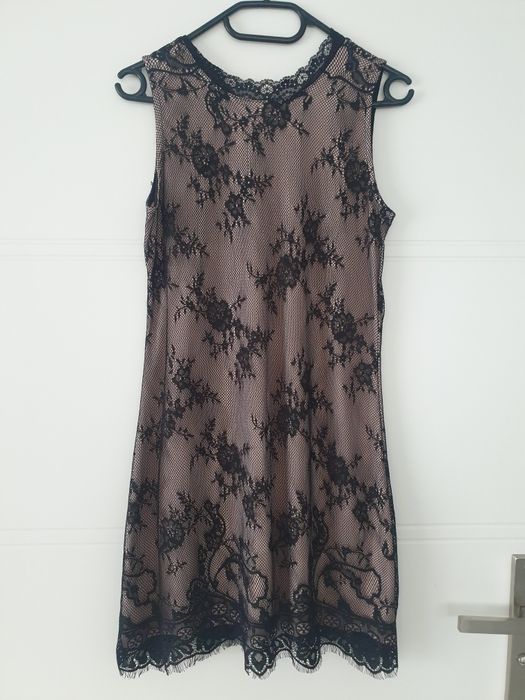 Sukienka koronkowa