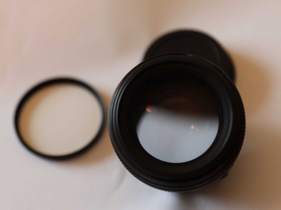 "Lente Canon EF 85 mm f/1,8 + Filtro UV e Parasol" (Em Otimo Estado)