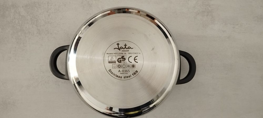 Panela de pressão jata 6L.