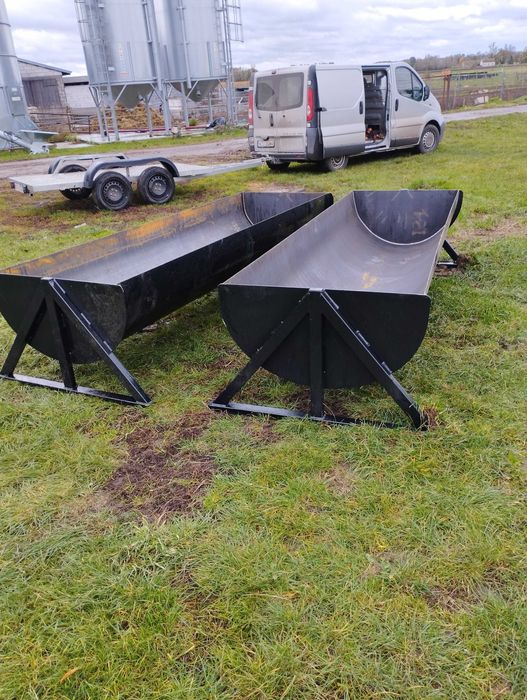 Koryta paszowe dla bydła, koni