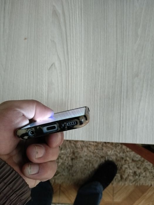 Samsung " A 40" em bom estado