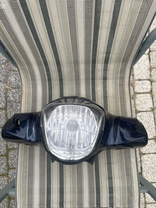 Reflektor z obudową Piaggio Liberty S 125 H1077