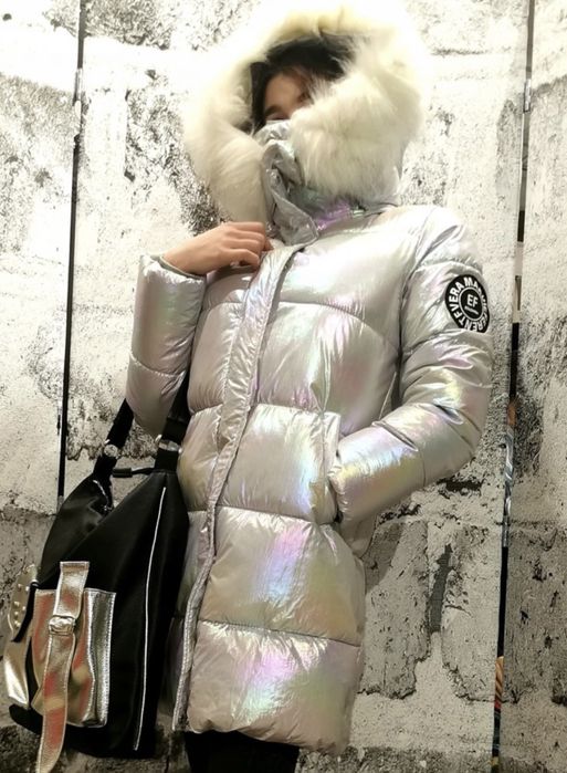 Nowa długa holograficzna kurtka damska zimowa z kapturem i futrem L