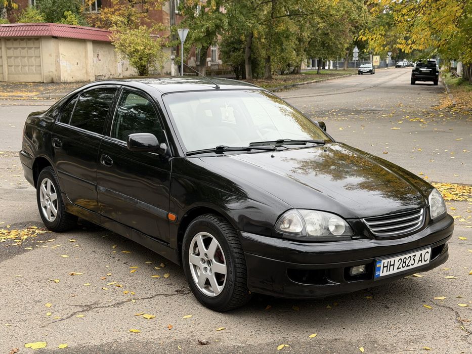 Надежная Toyota Avensis