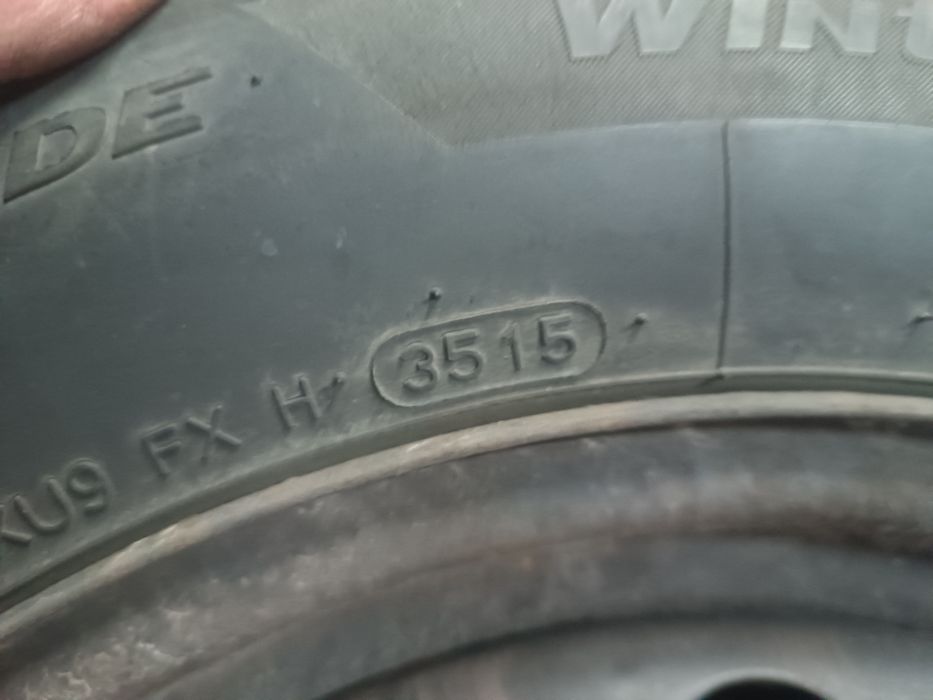 Komplet kół stalowych 5x115 Astra J opony zimowe 215/60R16