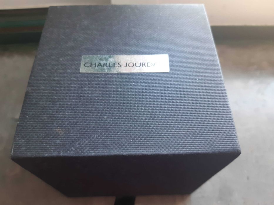 Relógio original Charles Jordan, na embalagem original, como NOVO
