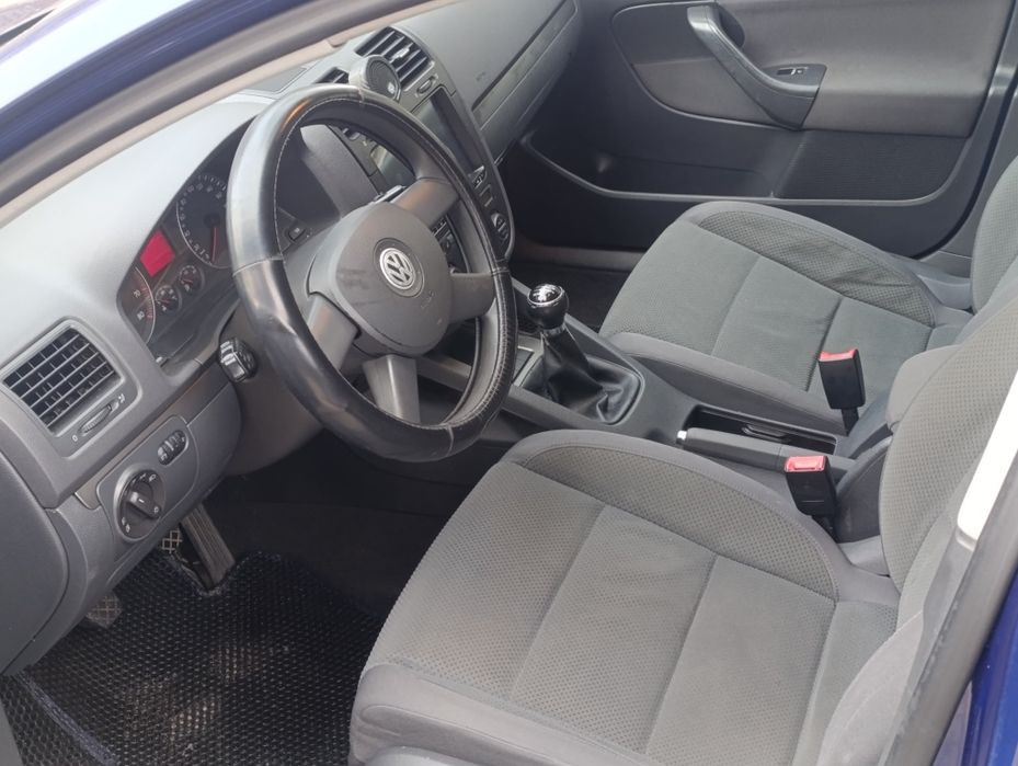 Продам Golf V  2004 року