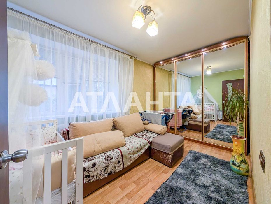 2-кімнатна квартира з ремонтом, вулиця Радісна / Черемушки