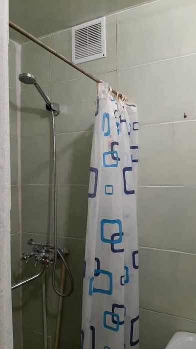 Продам 1к. гостинку на Холодной Горе