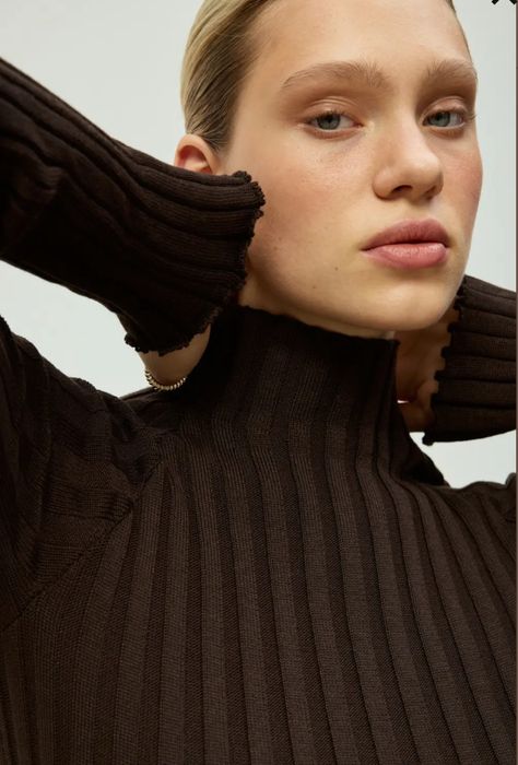 Сукня Papаya з високим коміром