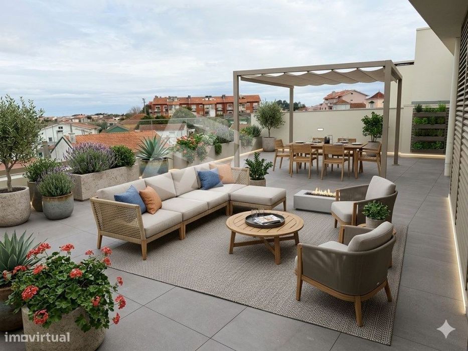 Apartamento T3 Duplex c/ Terraço - Próximo à Universidade de Aveiro