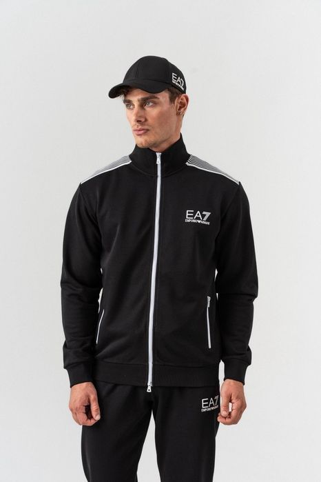 чоловічий  Мужской  костюм  спортивний Armani EA7 boss армані