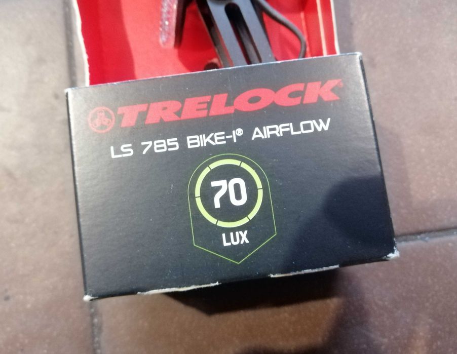 Lampka przednia TRELOCK BIKE-I AIRFLOW LS 785 Przód 70 Lux OKAZJA!