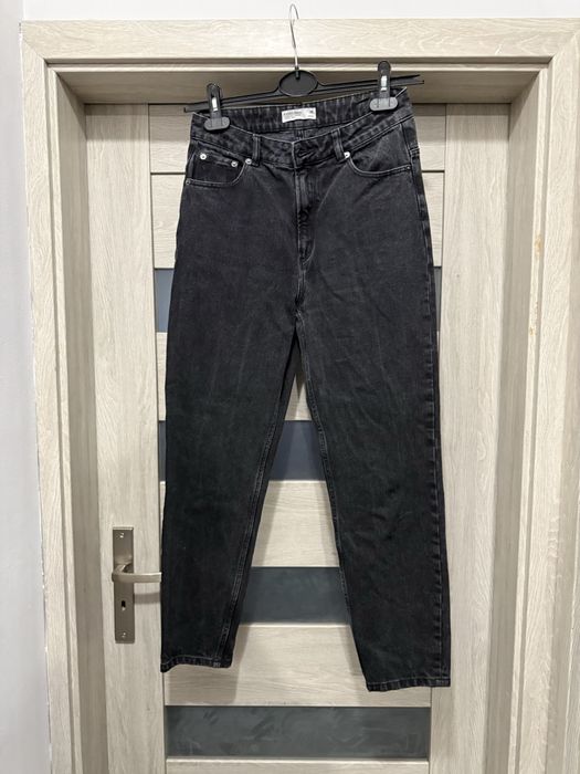 Mom jeans czarne rozmiar 38 M House