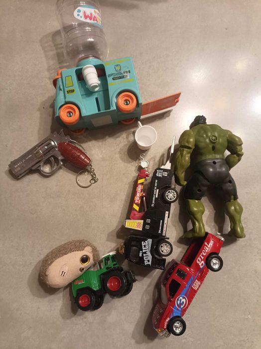 Zestaw zabawek chłopiec Hulk auto laser inne