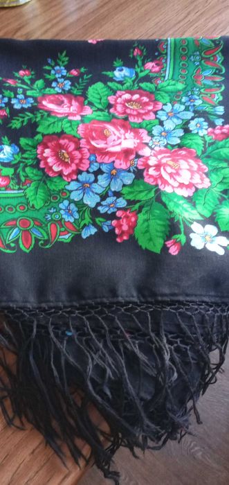 Шерстяной платок с бахромой, хустка, шаль