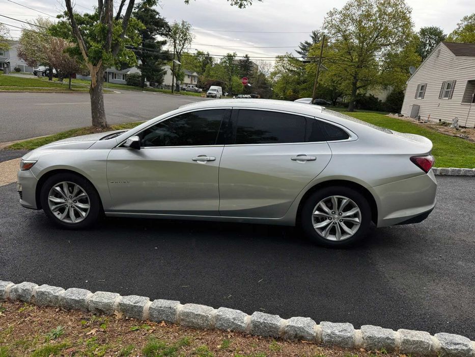 Chevrolet Malibu      2020