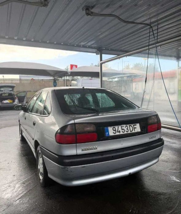 Renault Laguna 1.8