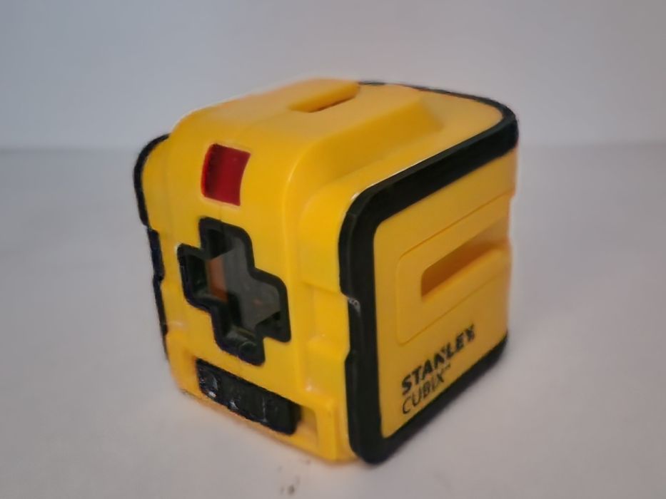 Laser krzyżowy poziomica laserowa Stanley Cubix