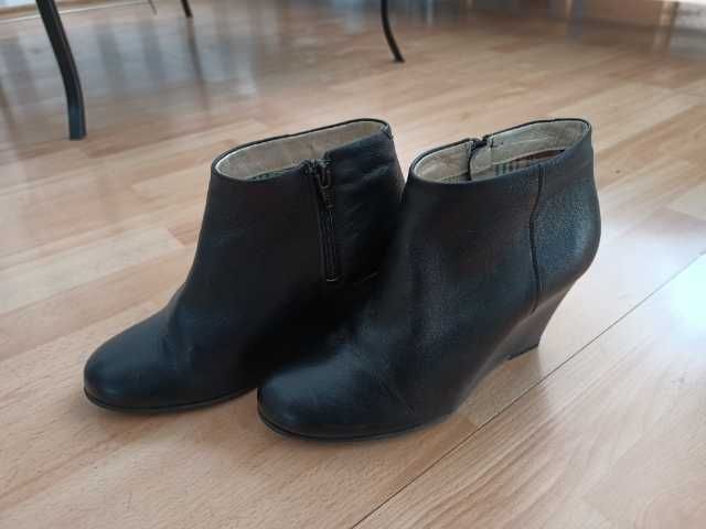 Piękne Buty Półbuty Botki Koturny Skóra Naturalna Czarne Wiosna Jesień