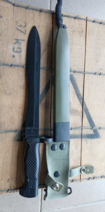 Bagnet Hiszpański Cetme Bolo lata`60 magazynowy