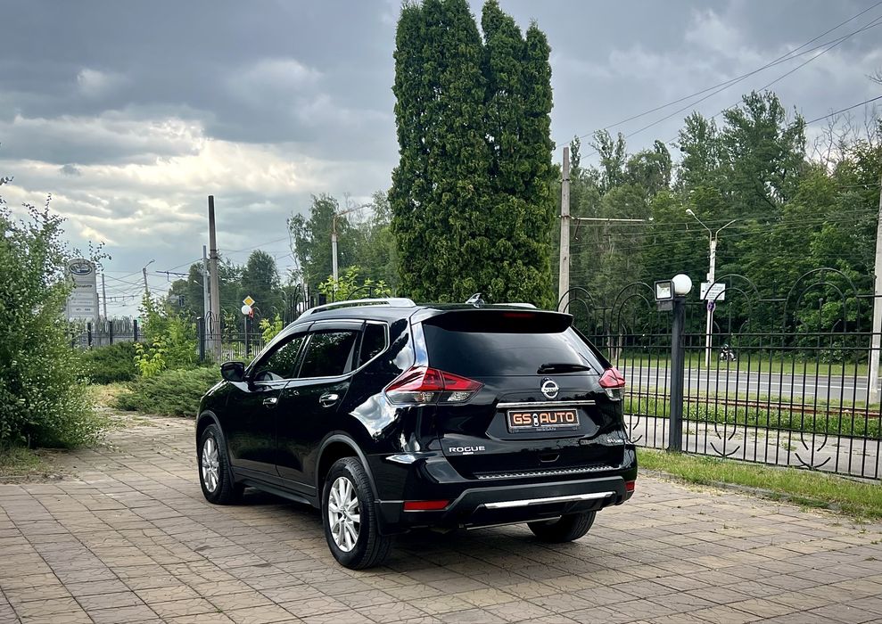 Продам Nissan Rogue.