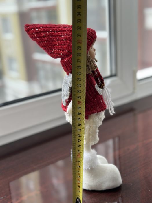 Фигурка телескопическая с подсветкой Девочка-гномик